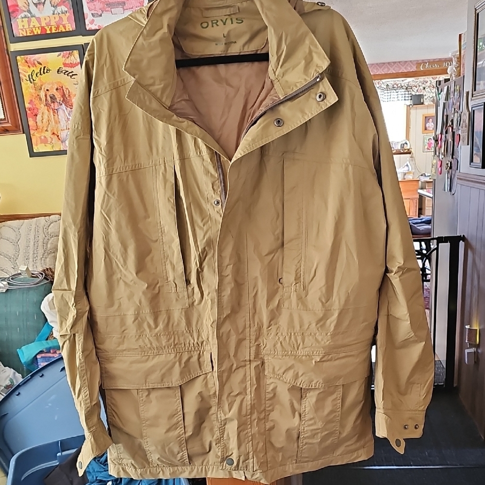 Orvis Men's Field Jacket in Tan